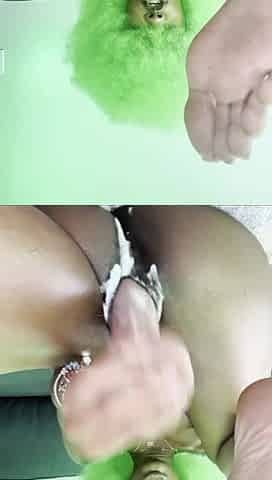 black wench squirts on sex tool