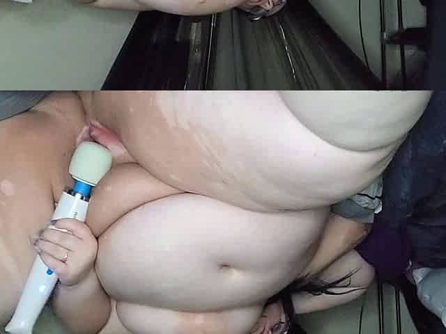 Sexy hottie Anetta Keys enjoys a solo toy masturbation