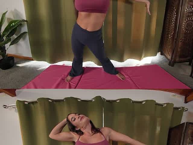 Big Tits MILF Kendra Heart's Nude Yoga VR Session