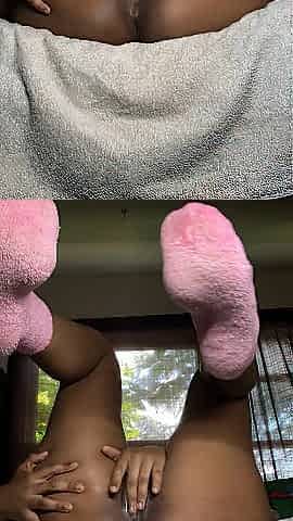 Black Playgirl Squirts like A Fountain
