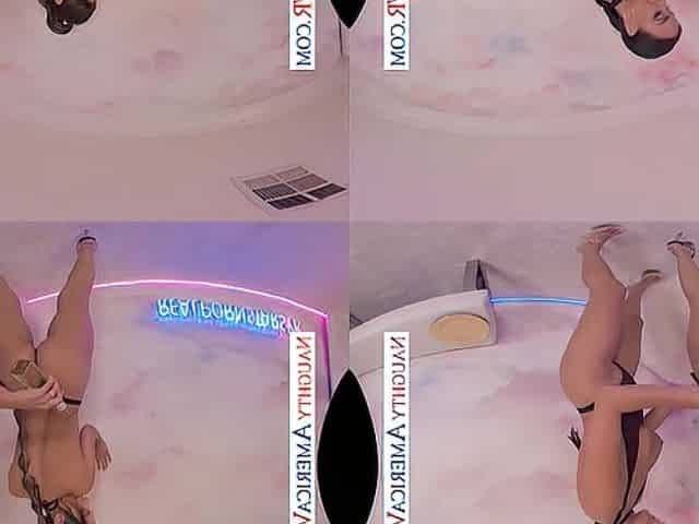 Can't beat screwing 2 hawt butt babes at the same time!
