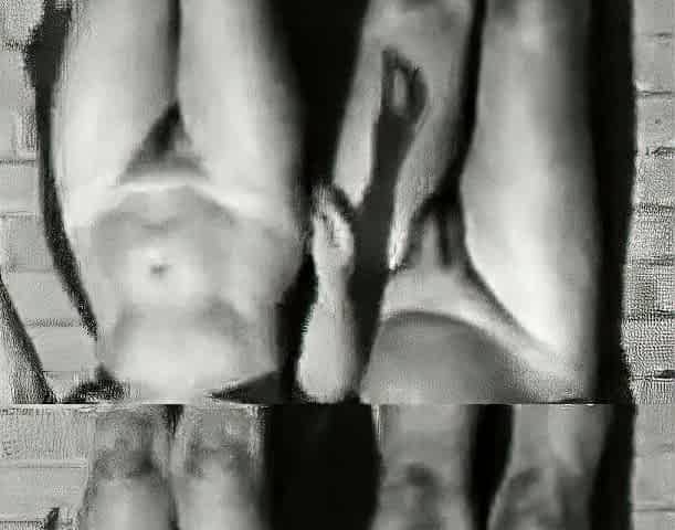 Solrig handjob med en dansk bedstemor