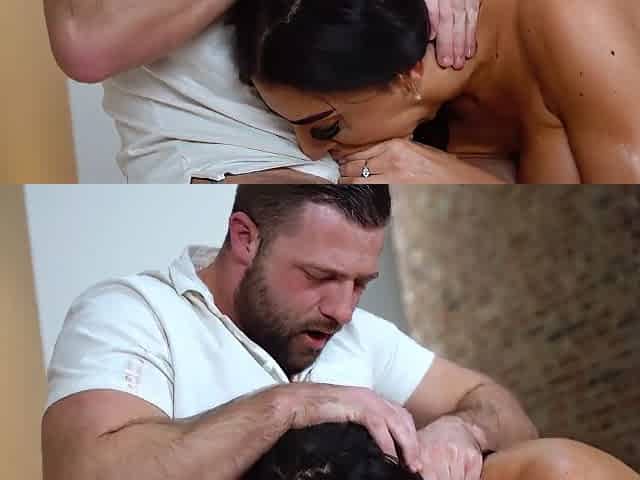 Sexy Lips Milf Get Fuck - Ava Koxxx