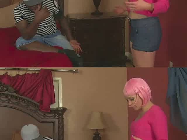 Hawt bitch with tattoos takes a huge ebony shlong in her vagina