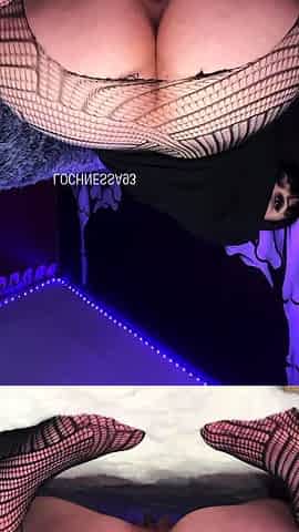 Hot brunette from squirt masturbating on webcam