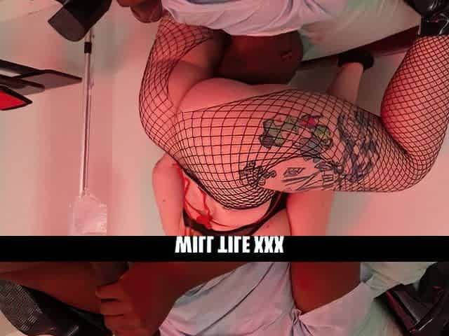Lustful thicc nurse helps male heal by getting BLACKED