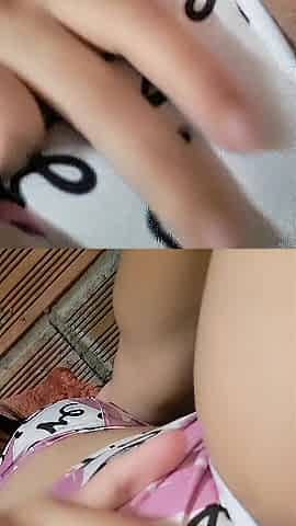 ????????Hot soaked vagina in the shower????????
