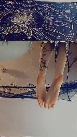 Oily Shiny Slippery Soles