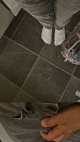 Quick panties pissing