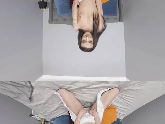 Early Riser Rubs Cunt in Bed