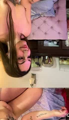 Webcam fun mature brunette with toys cum on cam