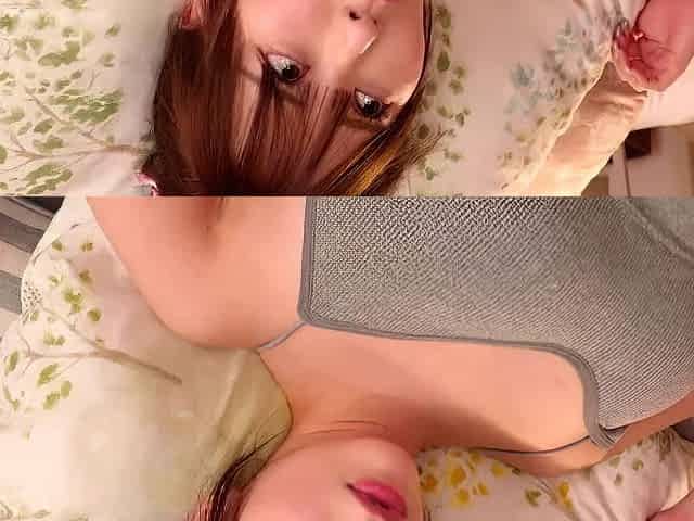 Sexy Japanese Teens in Panties Masturbate