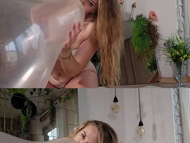 Amateur Teen with Huge Dildo Masturbating on Webcam