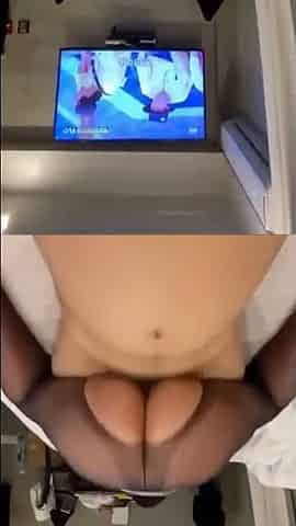 A girl who pumps her pussy and tells you not to cum yet