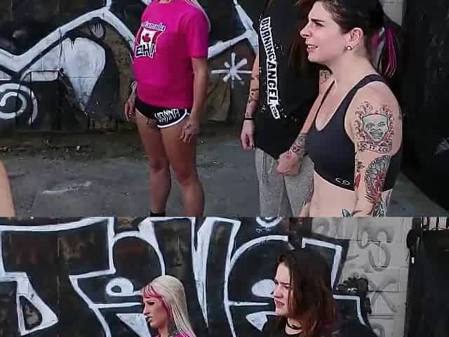 Large melons goth beauty bangs in public with a large Ebony jock