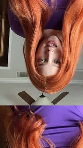 Daphne Fucking Her Pretty Cunt