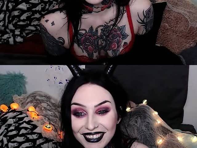 Cute Little Goth Girl....