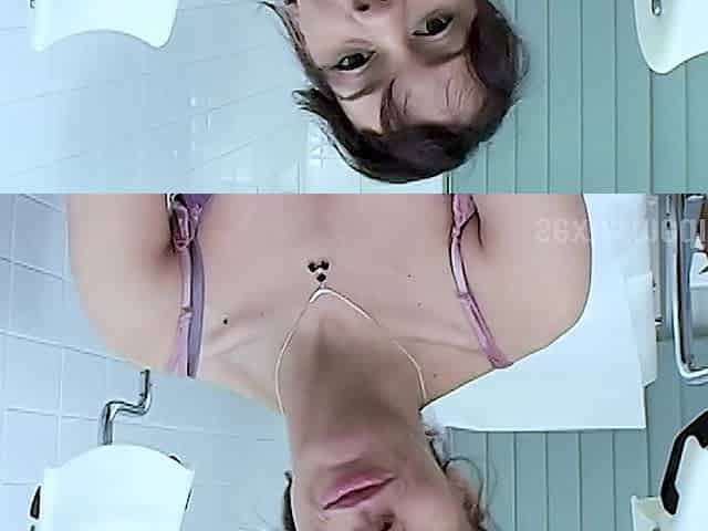 Black-haired Girl Shows Hot Solo at the Doctor's