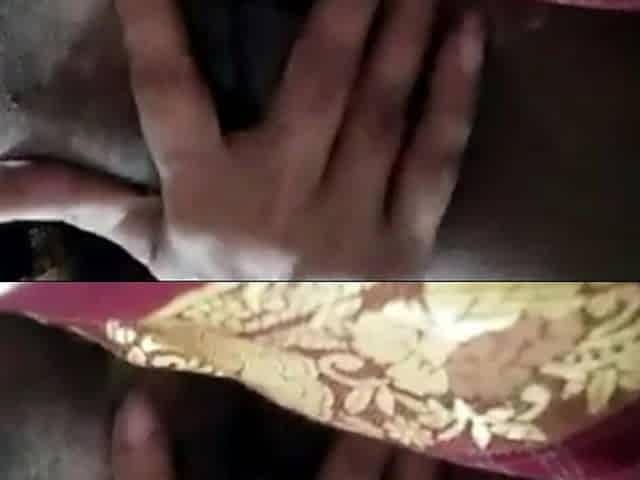 Indian Sexy Miya Masturbates Her Wet Pussy at Home