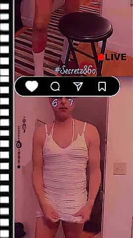 Secretz860 immerses in seductive VR dream