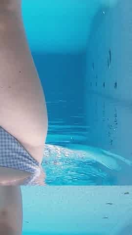 My Darling Fucks Me in the Pool of the Villa!