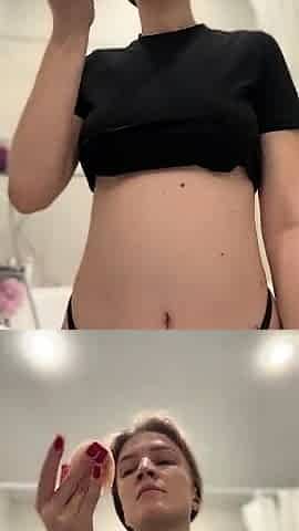 Hot brunette from squirt masturbating on webcam