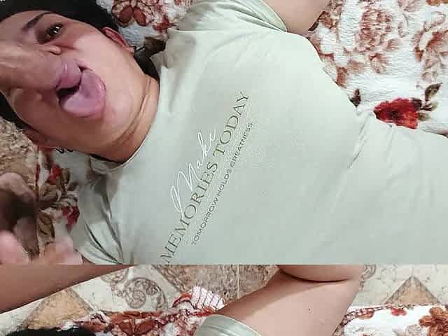 Cute older deepthroat sucking agreeable