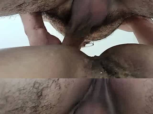 I like to fuck this mature lady in the anus.