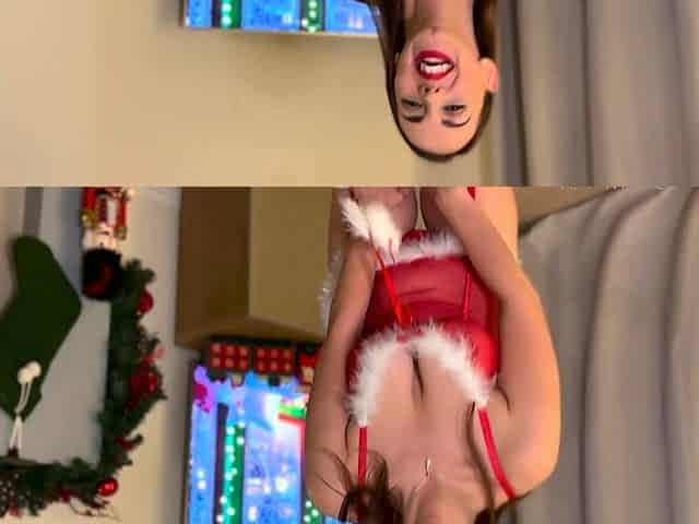 Sexy hottie Anetta Keys enjoys a solo toy masturbation