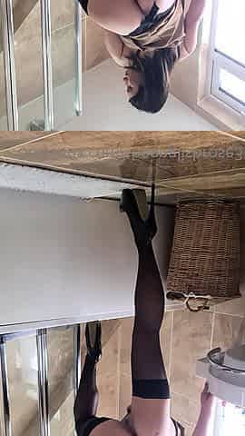Cute amateur webcam teen girl toying pussy on webcam