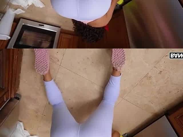Titty Fucking Cleaning - Funsized Megan