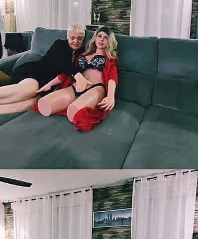 I Play with Leatitia My Realdoll with Big Tits