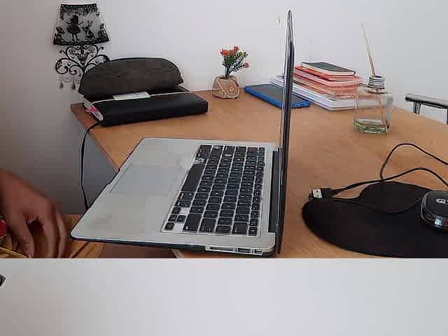 Large butt mother I'd like to fuck gives butt to computer technician.