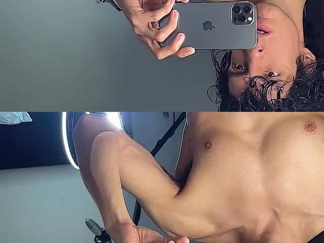SELFIE MONSTERS EXPLODE IN BULGE HEAT