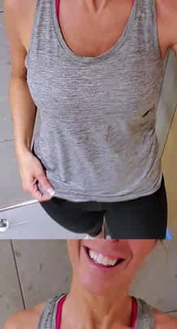 Cumshot amateur MILF suck and jerks dude in the bedroom