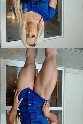 Blonde solo jerking off