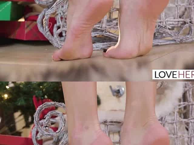 LoveHerFeet - All I Crave For Christmas Is My 2 Feet Screwed