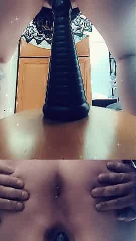 Stuffing my booty and playing with my clitoris