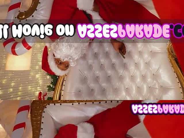 Santa Love Solely Large Butts on XMAS
