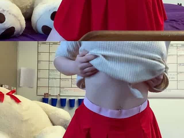 Amateur Blonde With BIG BOOBS Hot Free Cam Show