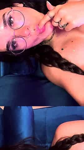 Pulled amateurs close up car sex