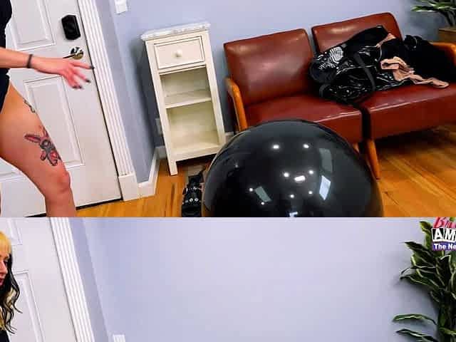 Amateur blonde takes toys in both holes Julia Reaves