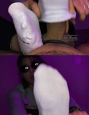 White Socks Footjob / Sockjob Cum on Toes - Ava Brooke