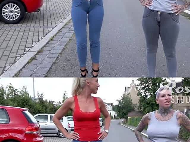 Street Pissing Girls