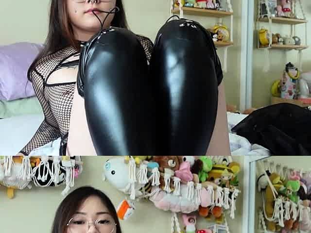 Extreme close up of Japanese teen masturbating