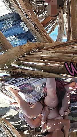 Pussy Flash - Risky Student Session in Beach Canary