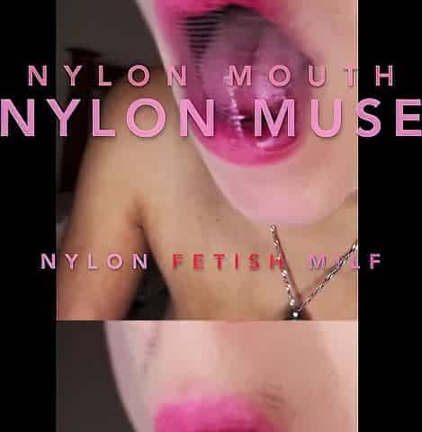 THROAT NYLON FETISH - Nylon - mask - vibrator - lipstick