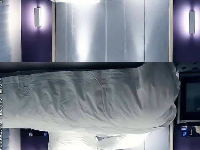 Amateur Asian whore banged on cam