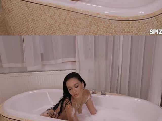 Masseuse Asia Vargas Rubs Her Snatch Into Lewd Client Wang