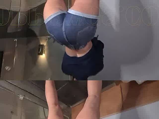 twerking large ass latin chick reverse rides jock